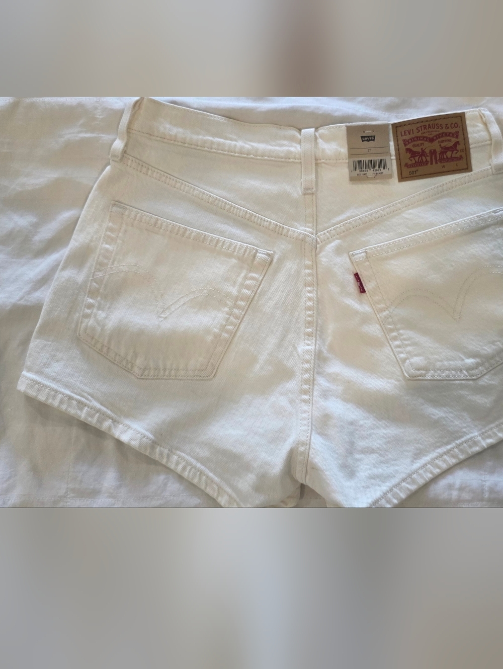 Levi Strauss & Co. 501 White Jean Shorts Size 27 Nwt. - Picture 4 of 5